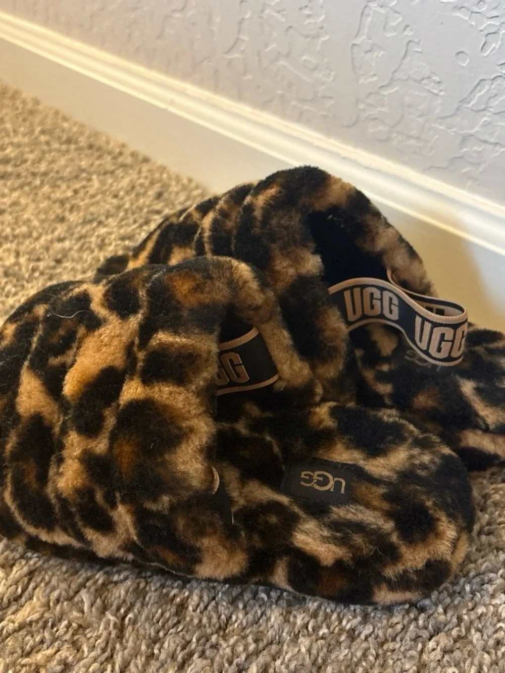 UGG plush leopard